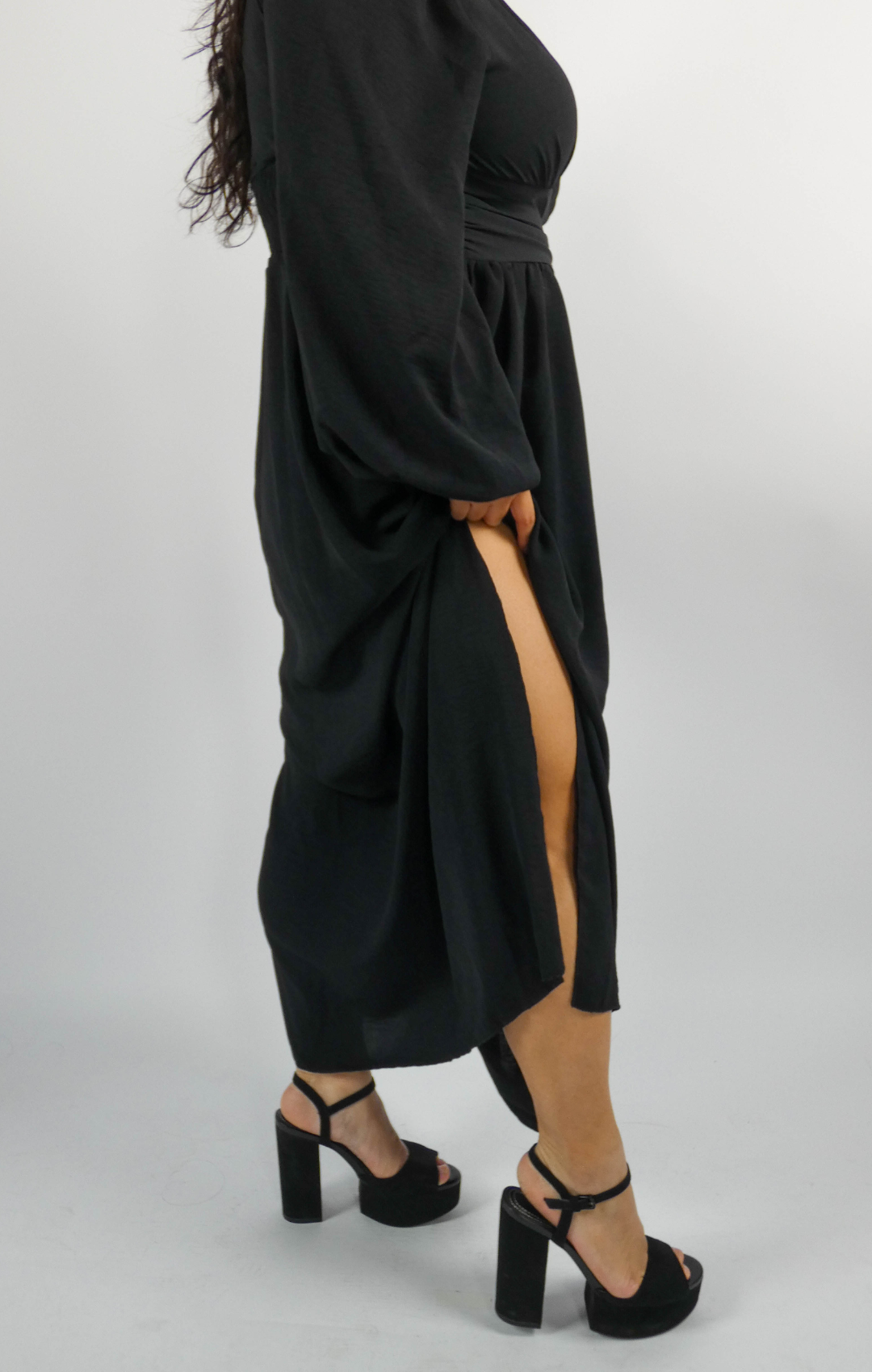 BLACK MAXI DRESS WITH SPLIT | CURVY FRIENDLY 1.50-1.65 METER